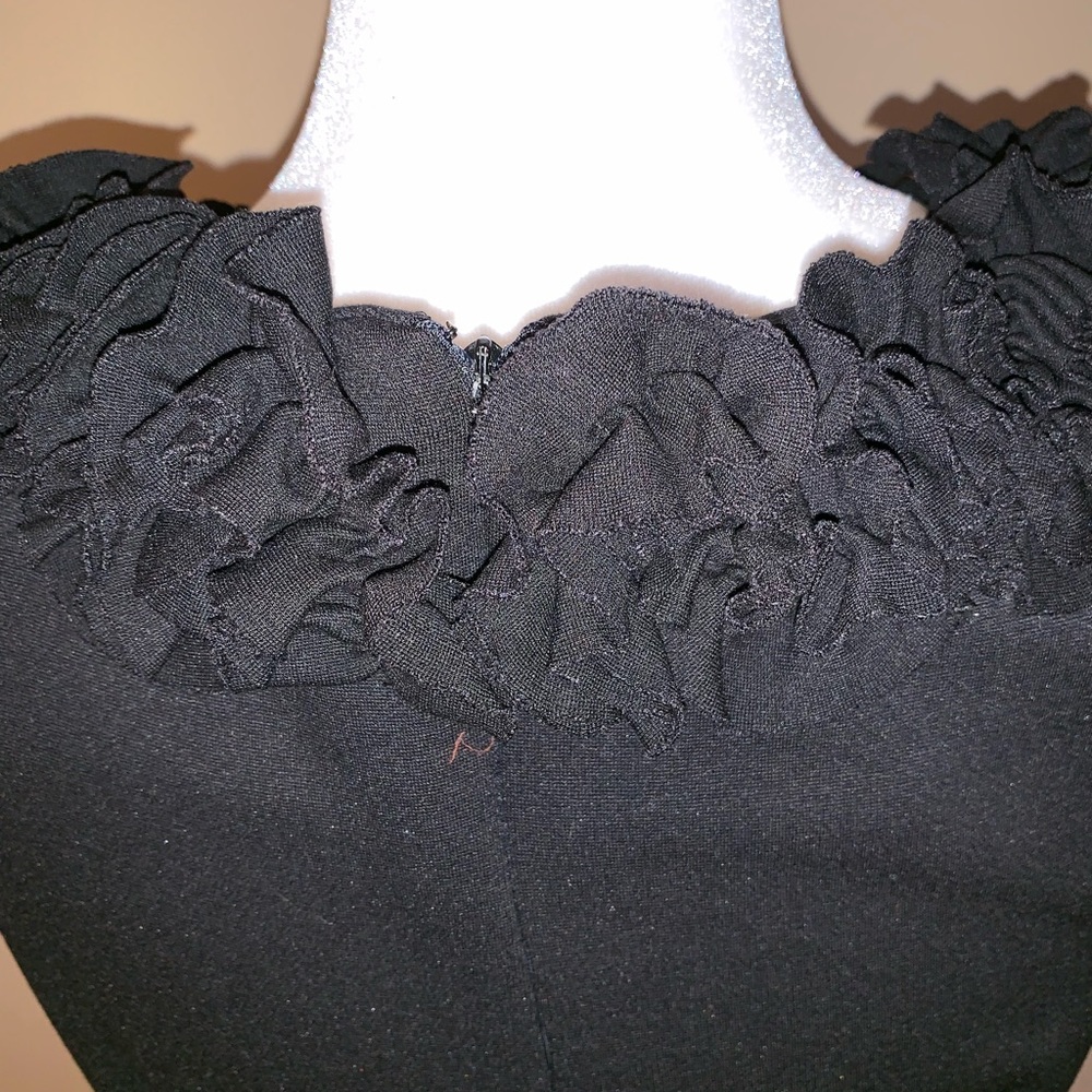 Just Taylor Sheath Black Dress Flower Ruffle - Picture 6 of 8